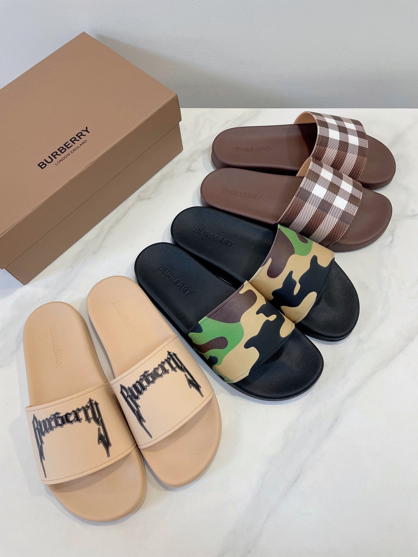 Claquettes BURBERRY